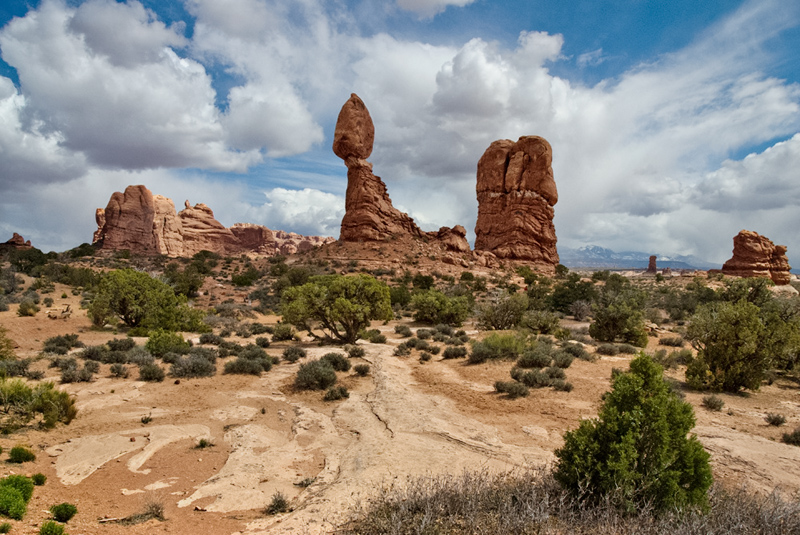 Balanced Rock: Arches National Park